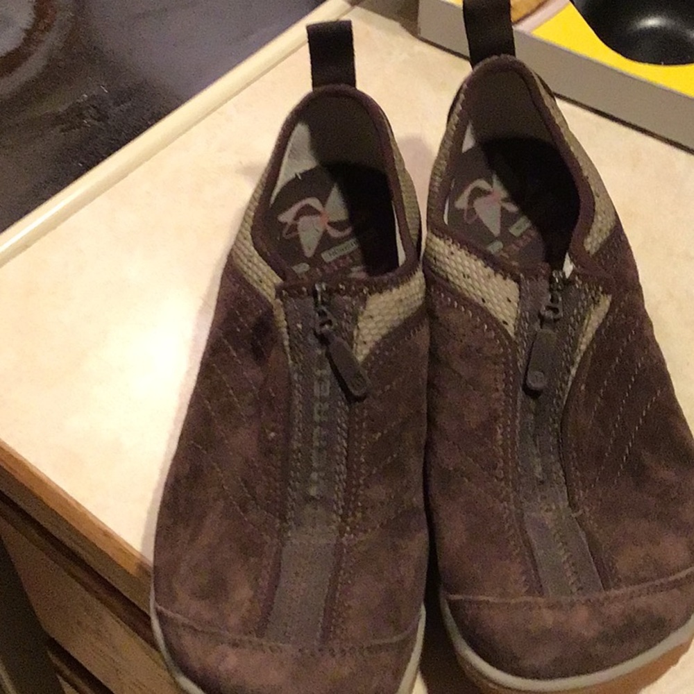 Merrell Lorelei Chocolate Leather Zip Sneaker